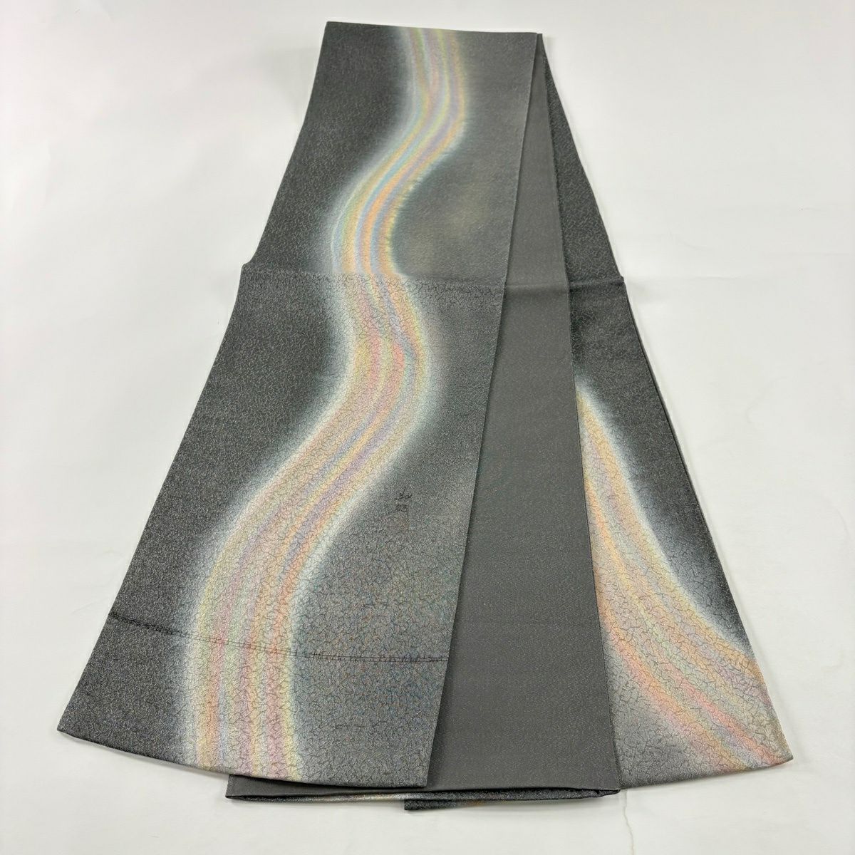 【美品】 袋帶 秀品級 落款あり 幾何學 金金箔 漸層 墨色 全通 純蠶絲