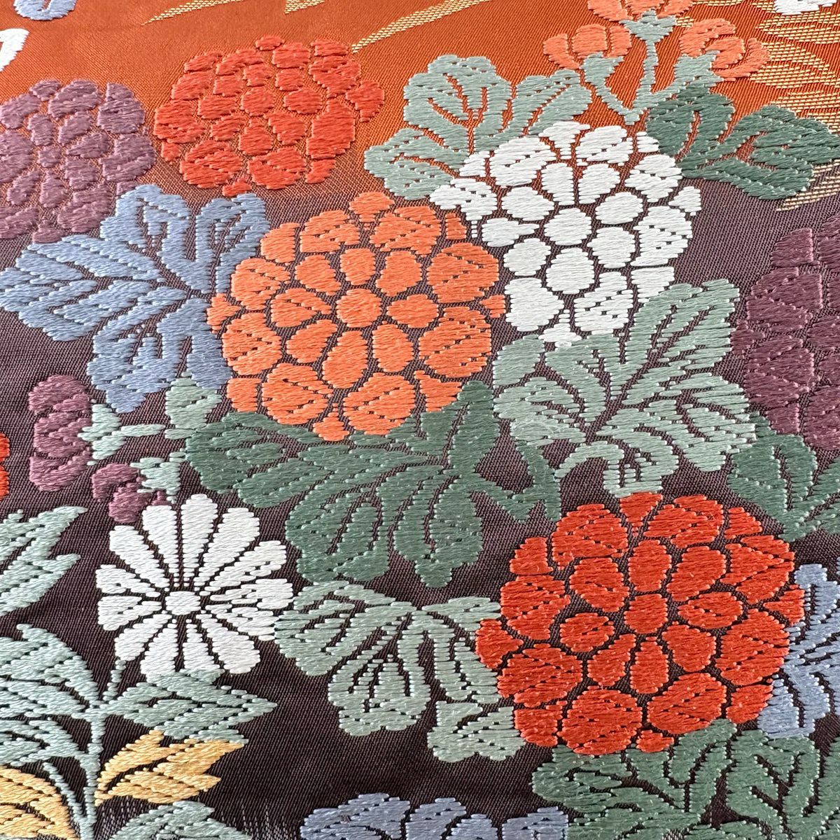 【美品】 袋帶 秀品級 草花紋紋 段紋刺繡 金金箔 灰白 六通 純蠶絲