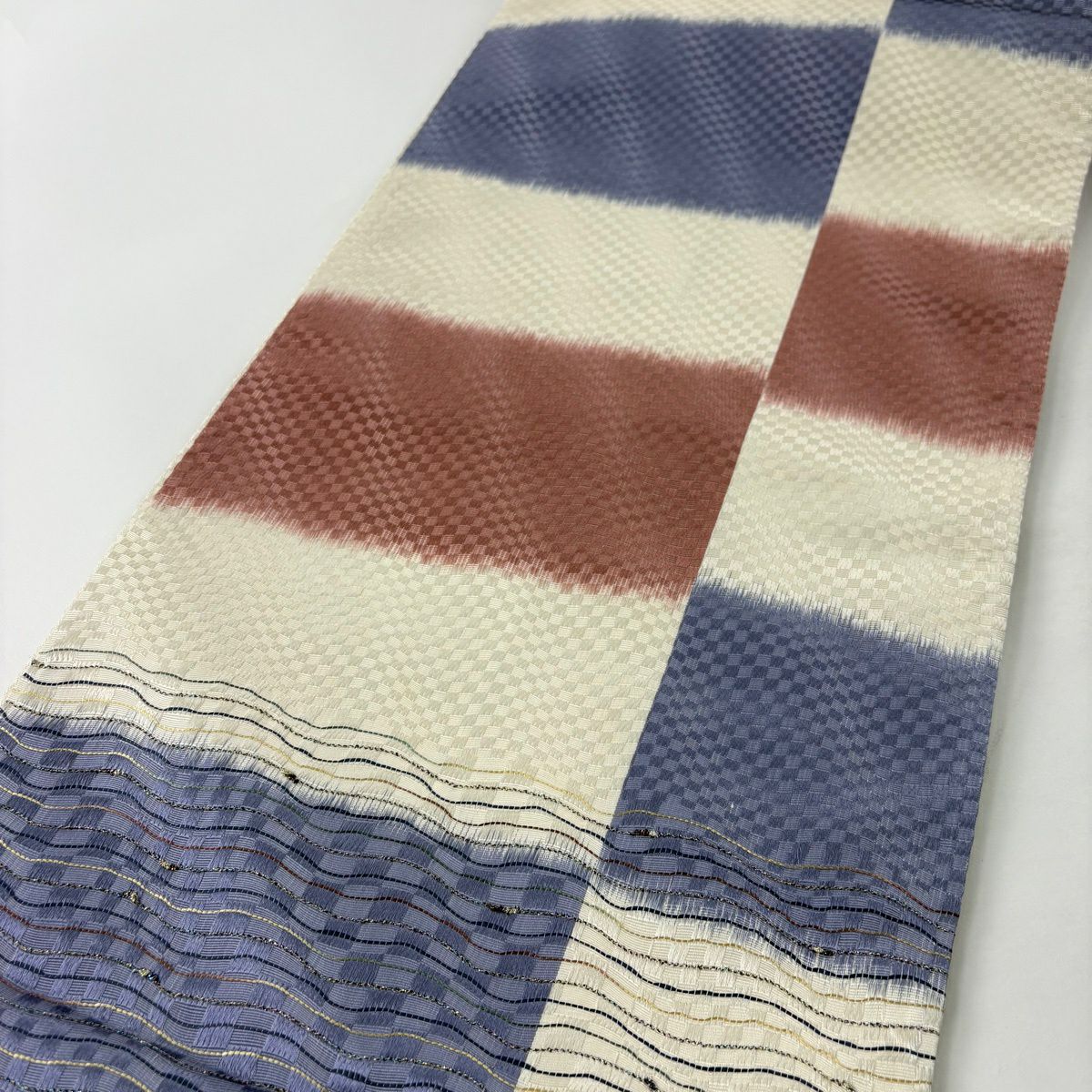 【美品】 袋帶 秀品級 變形市松樹 雜亂條紋 金金箔 奶油色 六通 純蠶絲
