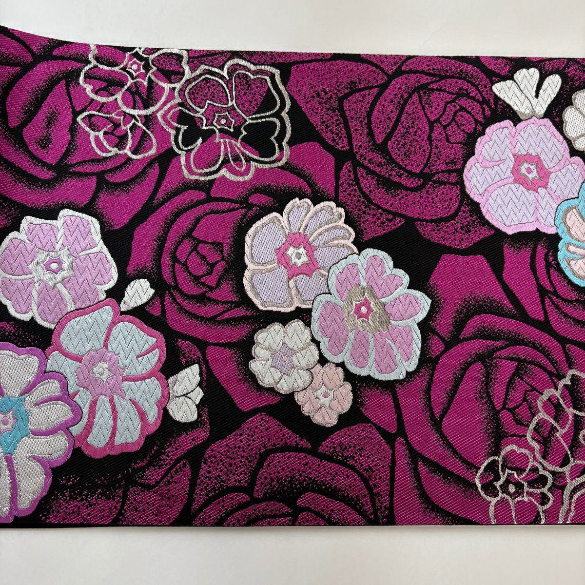 【美品】 袋帶 秀品級 草花紋 薔薇 金金箔 濃粉紅 六通 純蠶絲