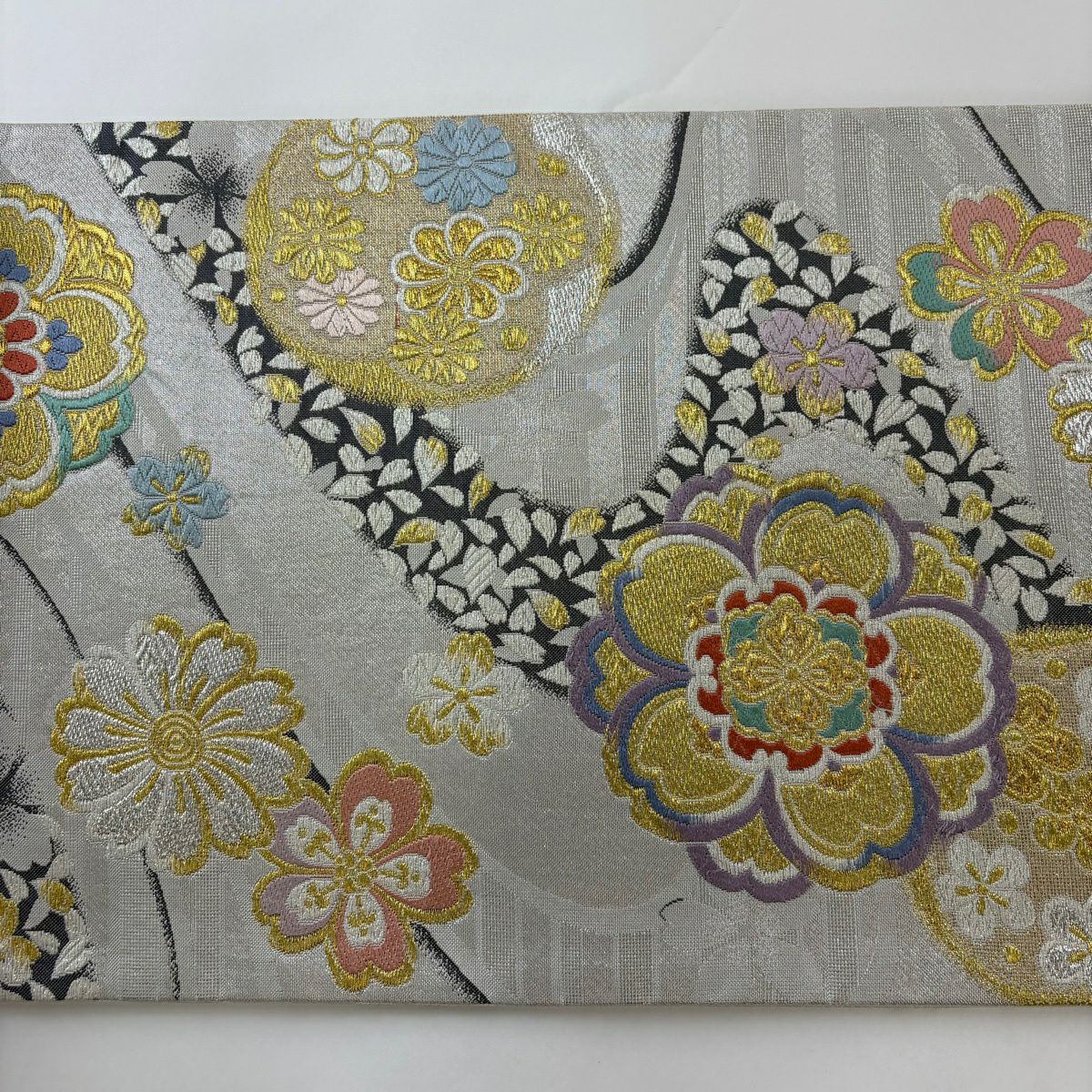 袋帶 秀品級 振袖禮服禮服用 櫻花 流水 金銀線 金金箔 銀色 六通 純蠶絲