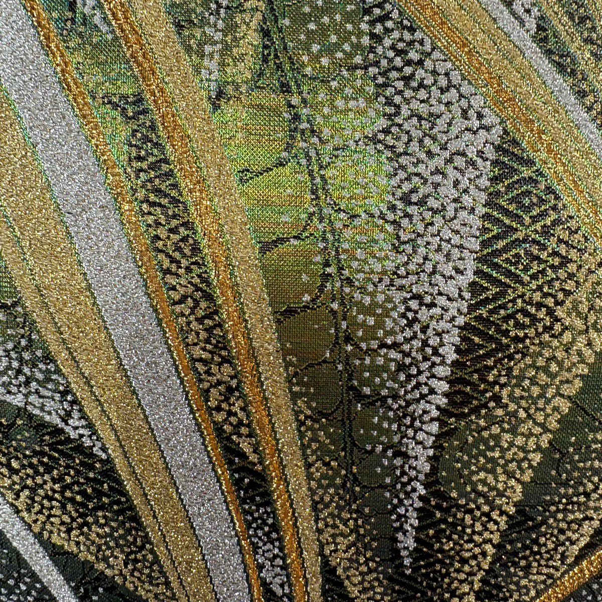 【美品】 袋帶 秀品級 笠松樹 藤 金糸 金金箔 綠 六通 純蠶絲