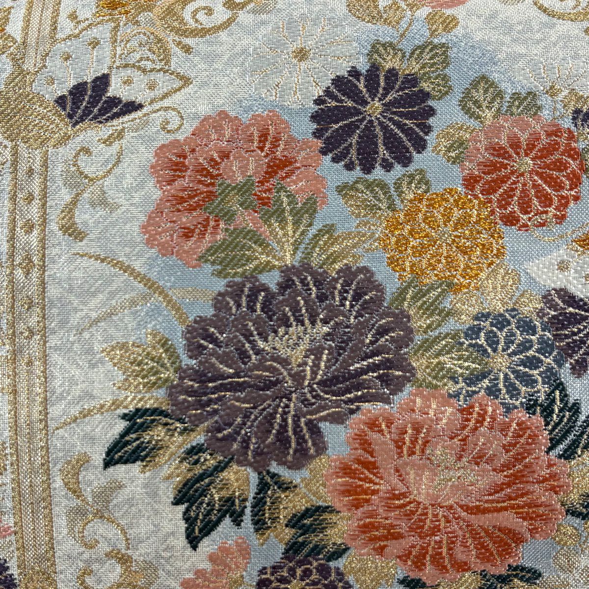 【美品】 袋帶 秀品級 草花紋紋 金金箔 灰白 六通 純蠶絲