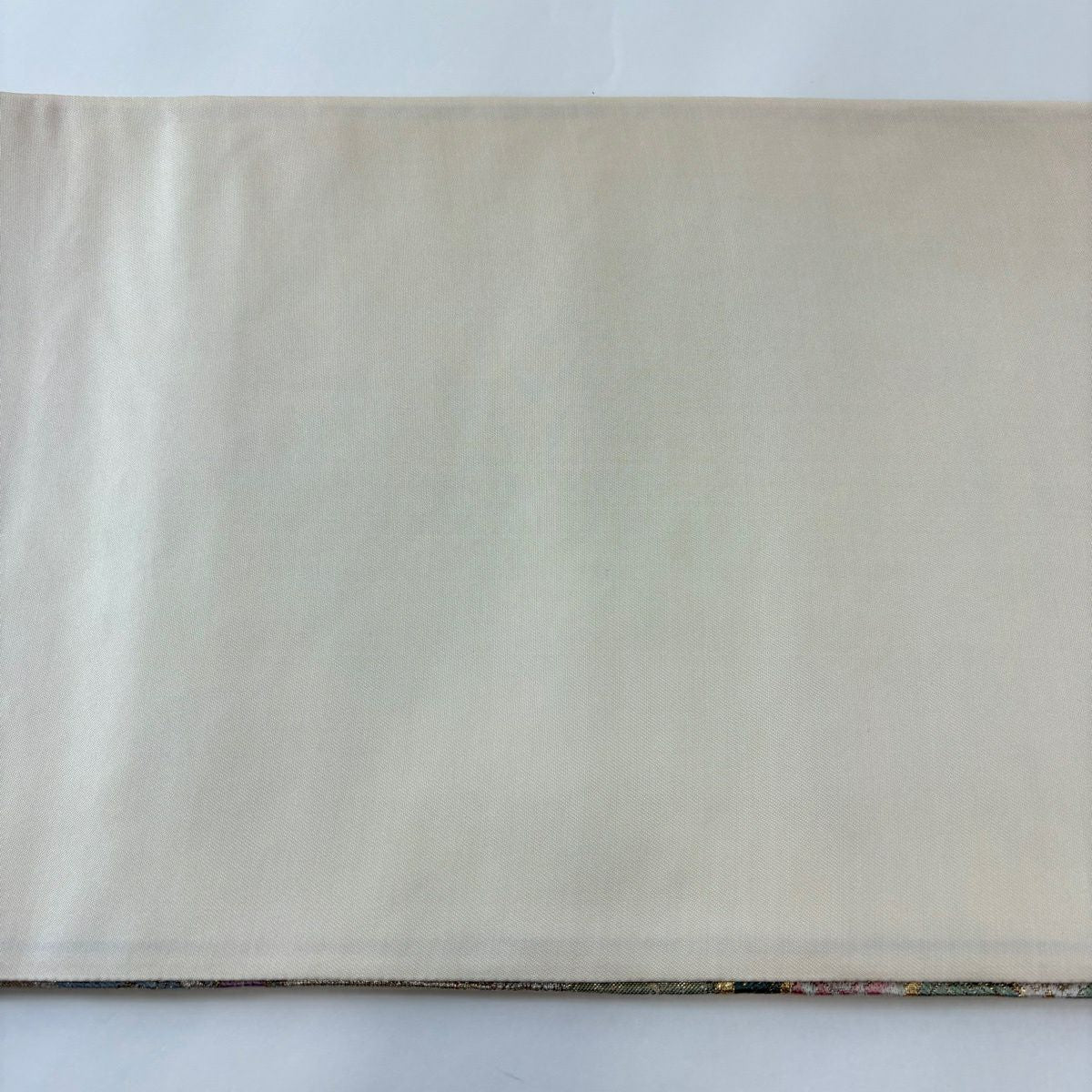 【美品】 袋帶 秀品級 草花紋紋 流水 金銀彩 金金箔 米色 六通 純蠶絲