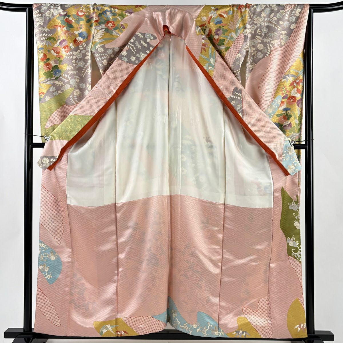 振袖禮服 身長159.5cm 袖長64cm M 雙層 菊花 草花紋紋 金絲 金銀彩 粉色 純蠶絲 秀品級