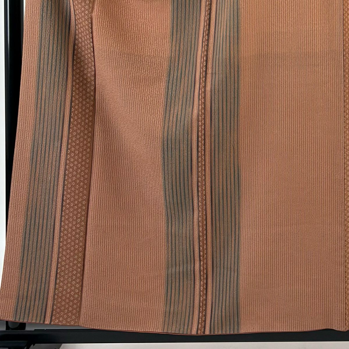 【美品】小紋 身長158.5cm 袖長63.5cm S 雙層 英 縱條 麻葉 紅茶 化纖 優品級