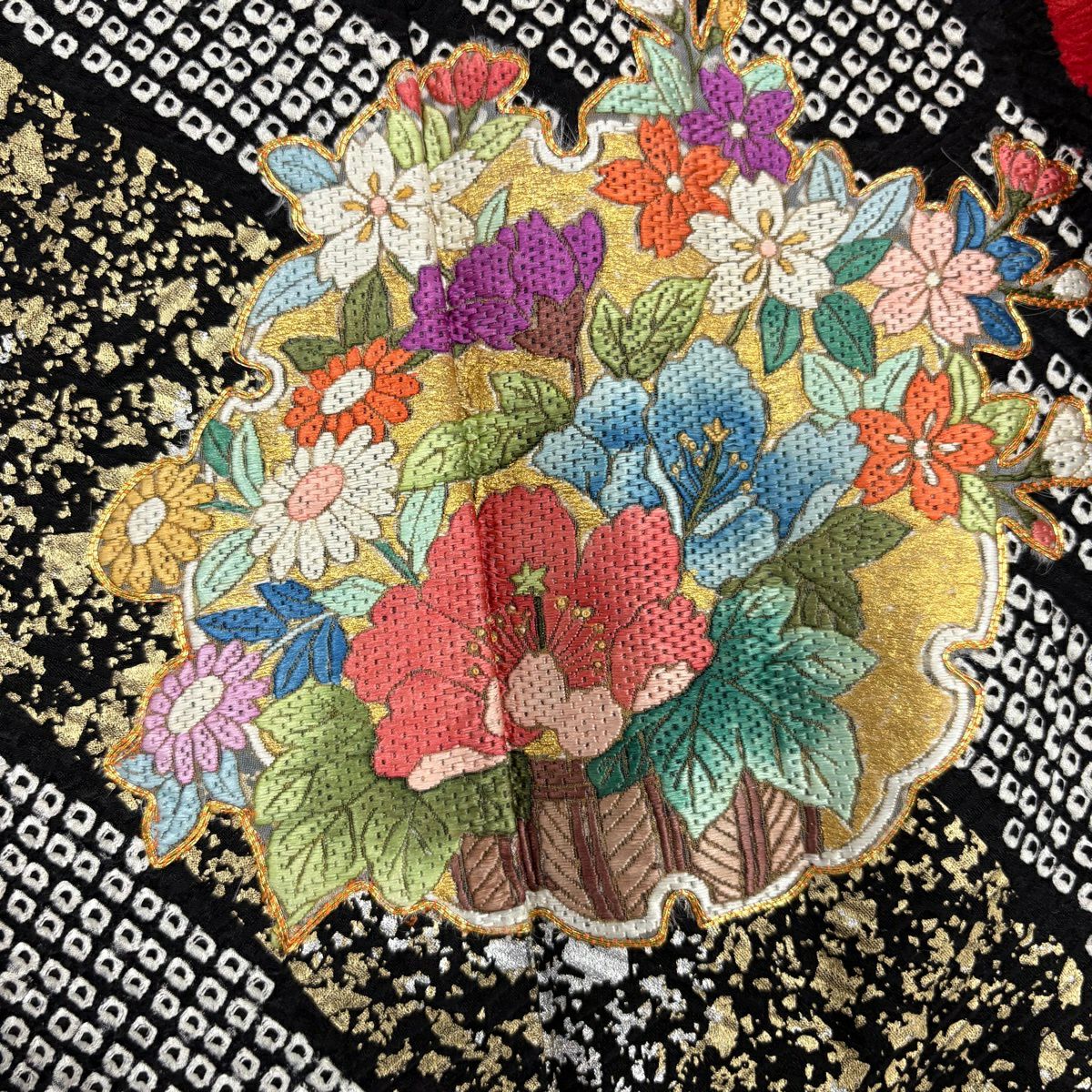 振袖禮服 身長158cm 袖長65cm M 雙層 雪輪 草花紋紋 刺繡 絞染 紅 純蠶絲 秀品級