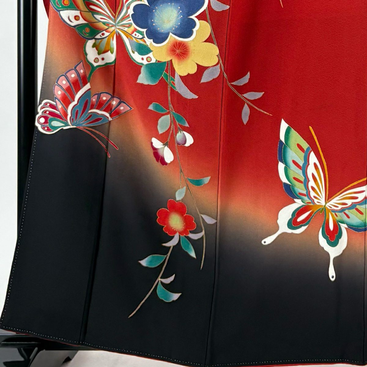【美品】振袖禮服 身長161.5cm 袖長63cm S 雙層 蝶 枝垂櫻 金銀彩 染分 紅 純蠶絲 秀品級
