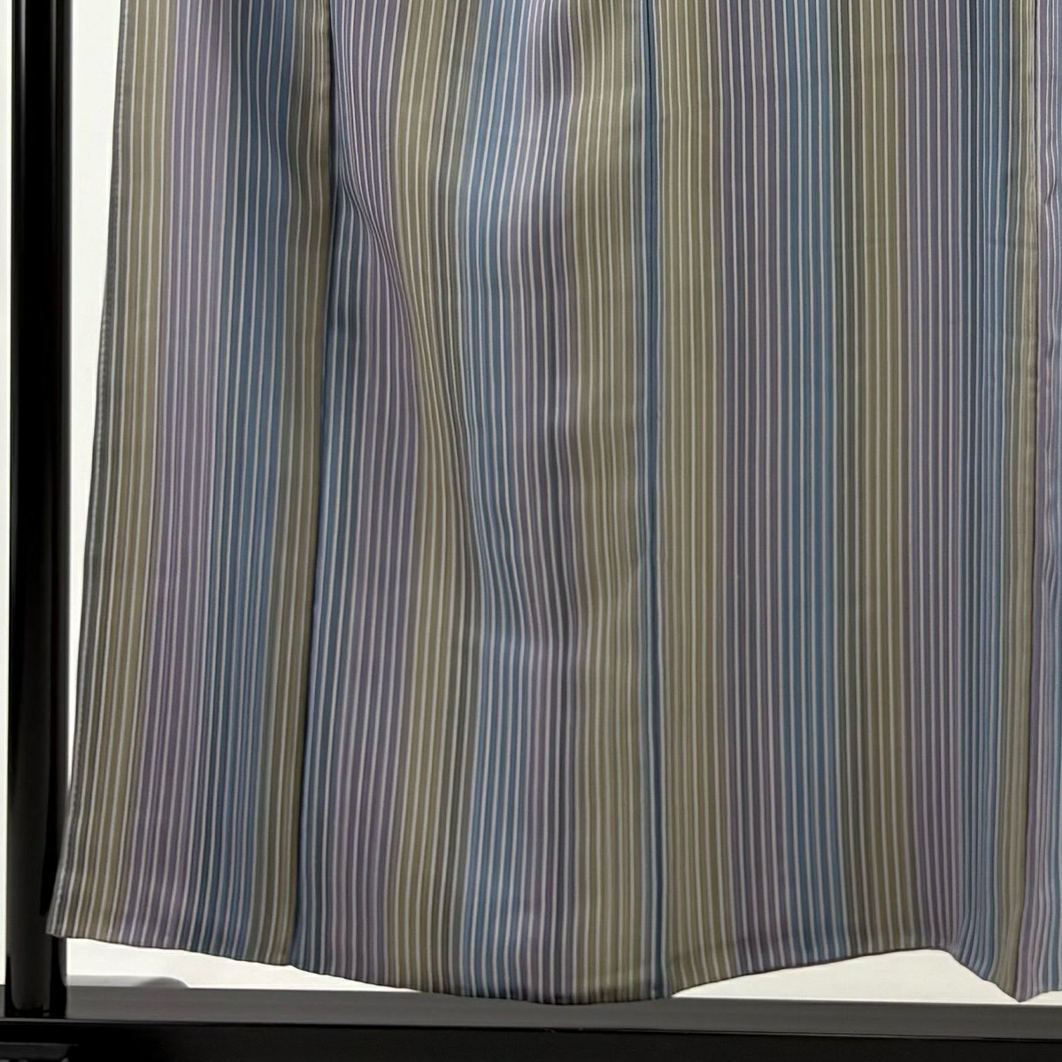 【美品】 小紋 身長154cm 袖長64cm M 雙層 落款あり 縱條紋 染分 青灰色 純蠶絲 秀品級