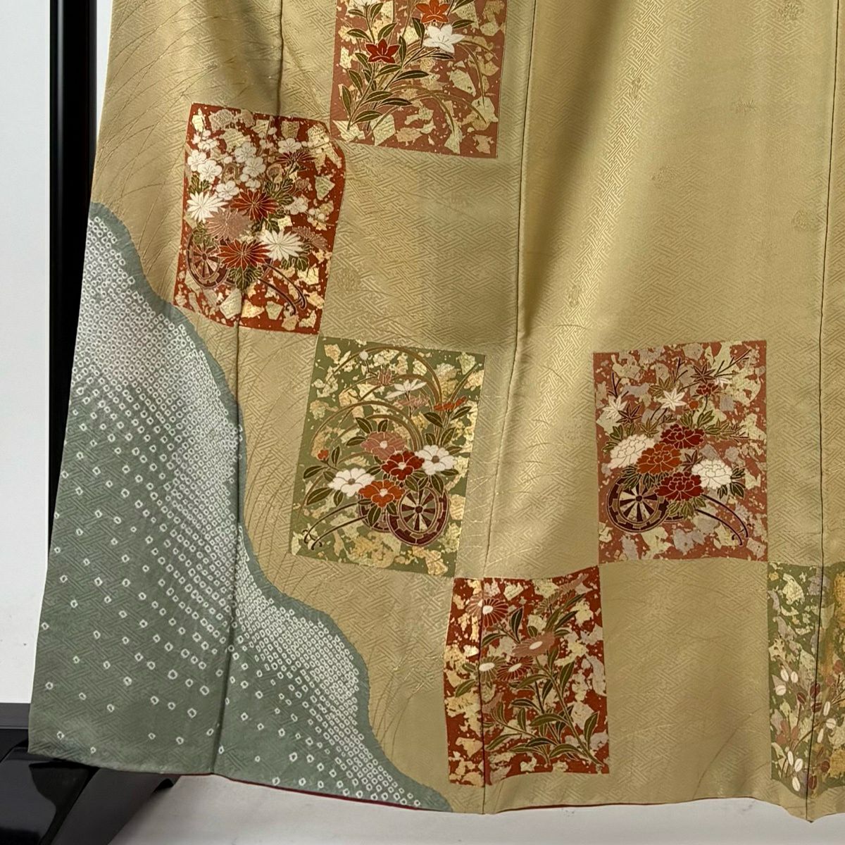 【美品】 付下 身長162cm 袖長64cm M 雙層 落款あり 色紙 花車 金銀彩 絞染 米色 純蠶絲 秀品級