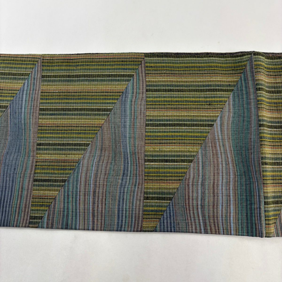 【美品】 袋帶 秀品級 格子 切嵌 よもぎ色 全通 純蠶絲