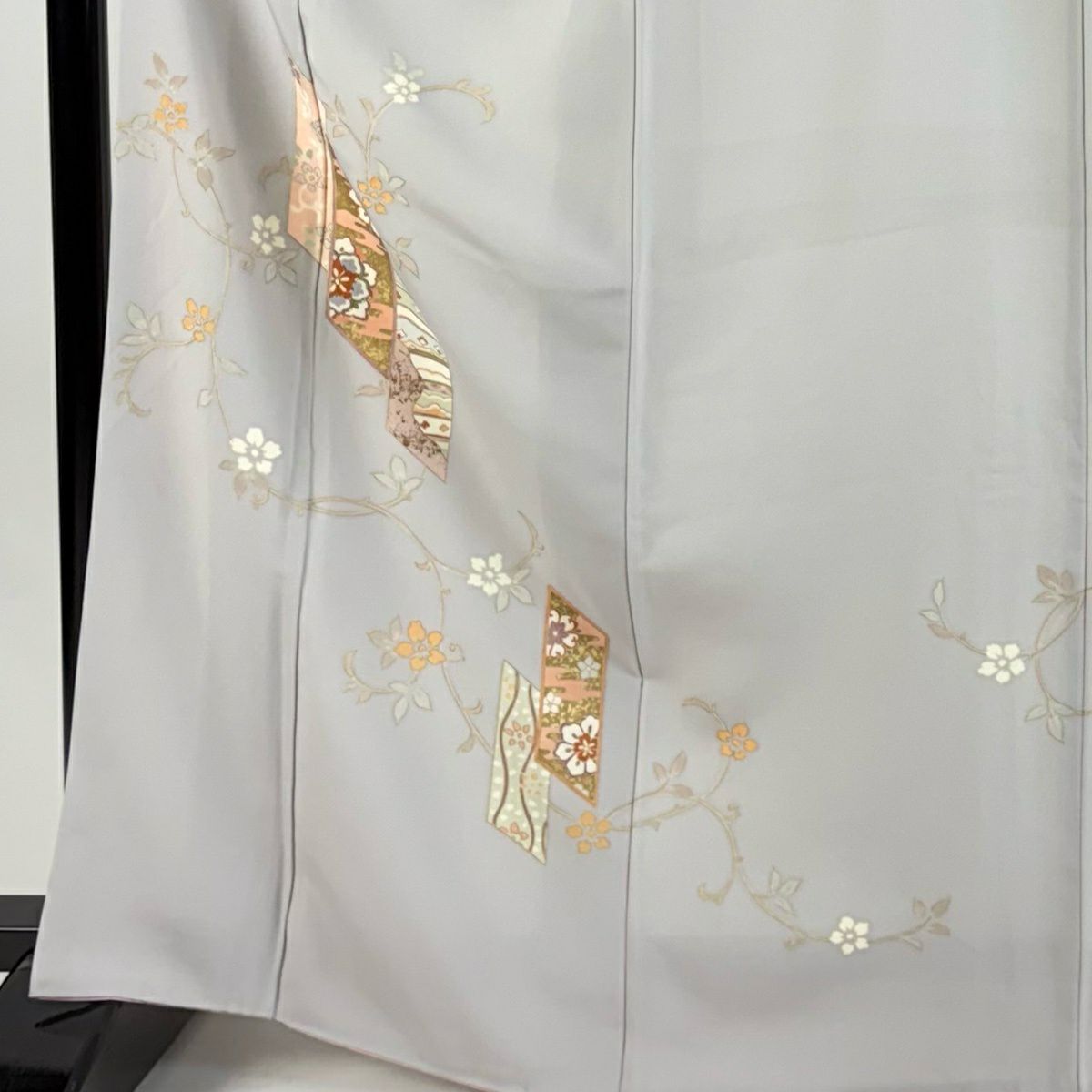 付下 身長166.5cm 袖長65.5cm M 雙層 華紋 花唐草紋 金絲 金銀彩 灰 純蠶絲 秀品級 一個紋
