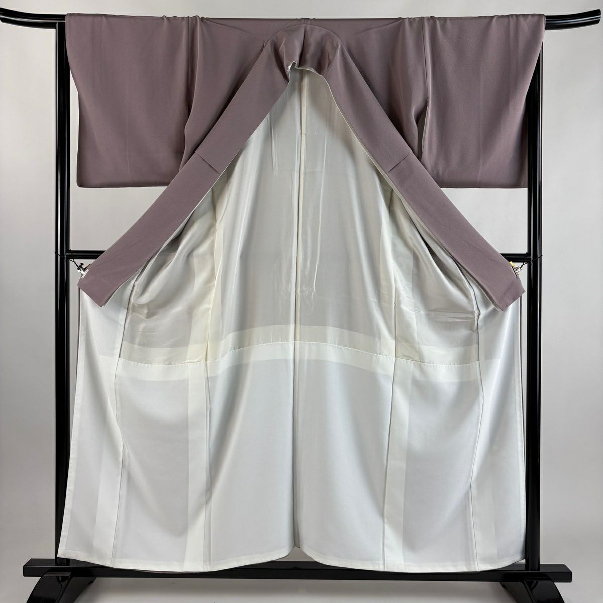 色留袖禮服 身長157.5cm 袖長67cm M 雙層 風景 松樹竹子梅花 薄紫 純蠶絲 秀品級 三つ紋