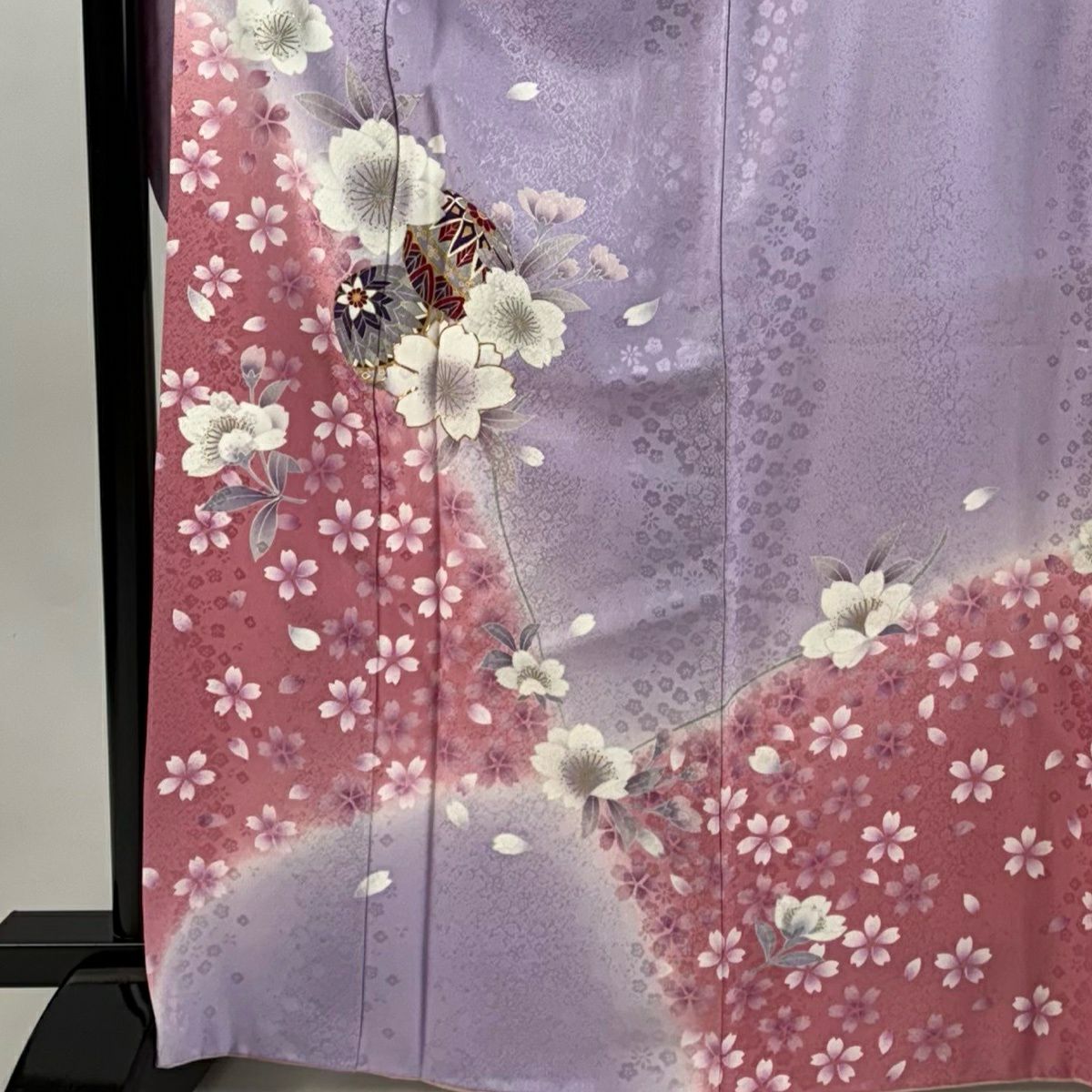 【美品】振袖禮服 身長167.5cm 袖長68cm L 雙層 手鞠 櫻花 金絲 金銀彩 淺紫 純蠶絲 秀品級