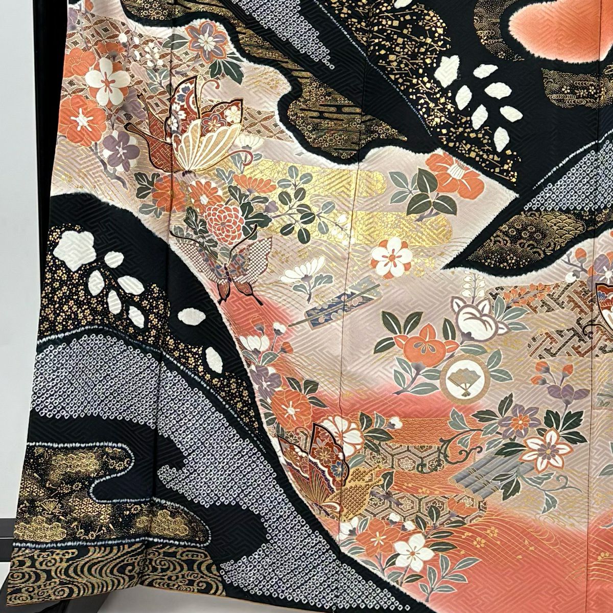 振袖禮服 身長166.5cm 袖長64.5cm M 雙層 蝶 草花紋 金絲 金銀彩 紅茶 純蠶絲 秀品級