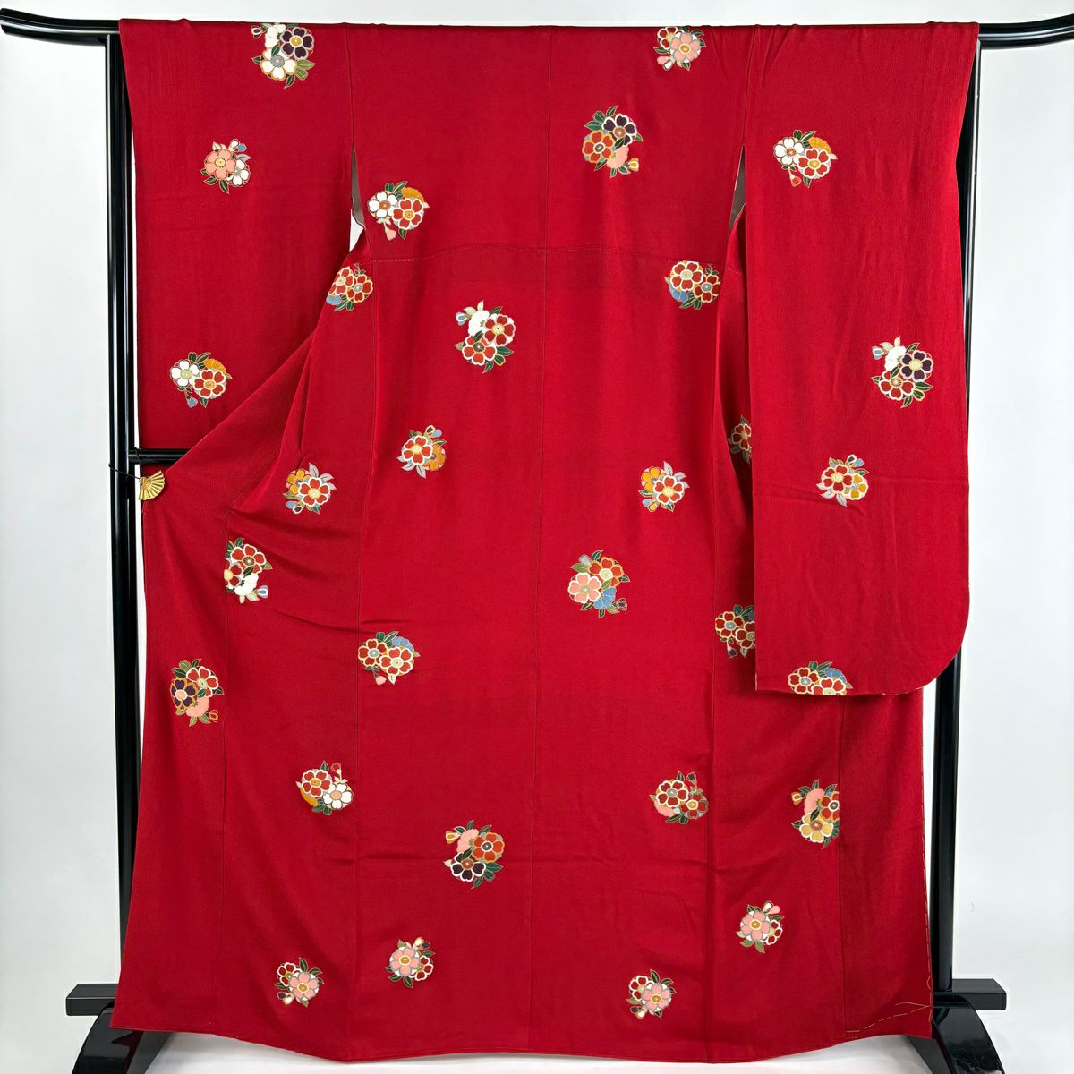 【美品】振袖禮服 身長166cm 袖長64.5cm M 雙層 草花紋紋 金彩裝飾 縮緬 紅 純蠶絲 秀品級