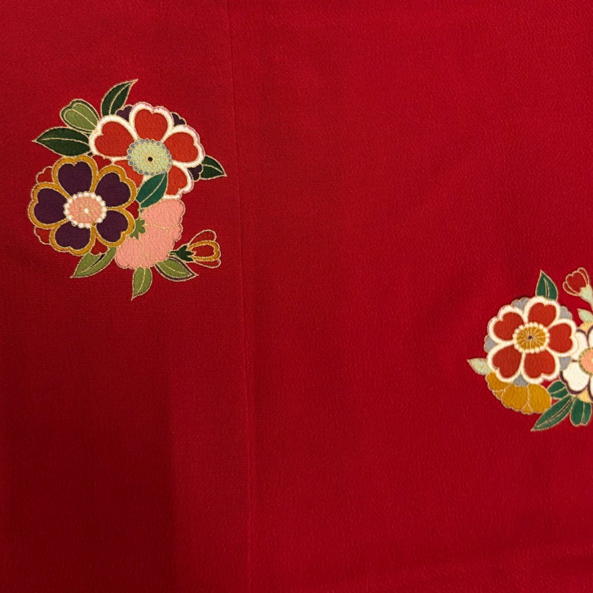 【美品】振袖禮服 身長166cm 袖長64.5cm M 雙層 草花紋紋 金彩裝飾 縮緬 紅 純蠶絲 秀品級