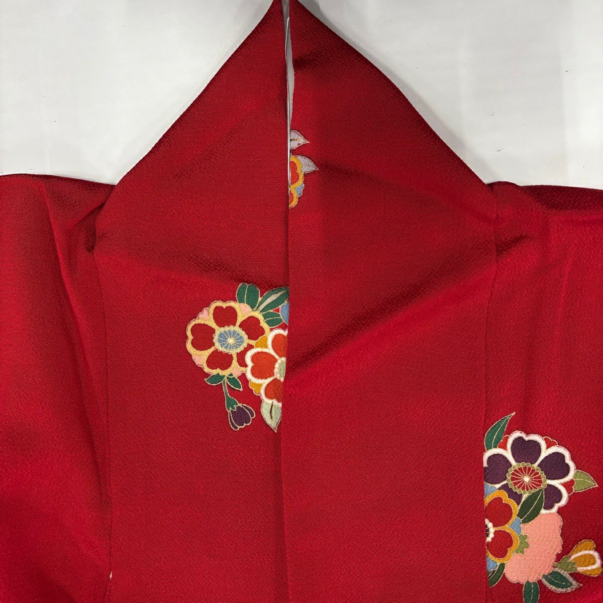 【美品】振袖禮服 身長166cm 袖長64.5cm M 雙層 草花紋紋 金彩裝飾 縮緬 紅 純蠶絲 秀品級