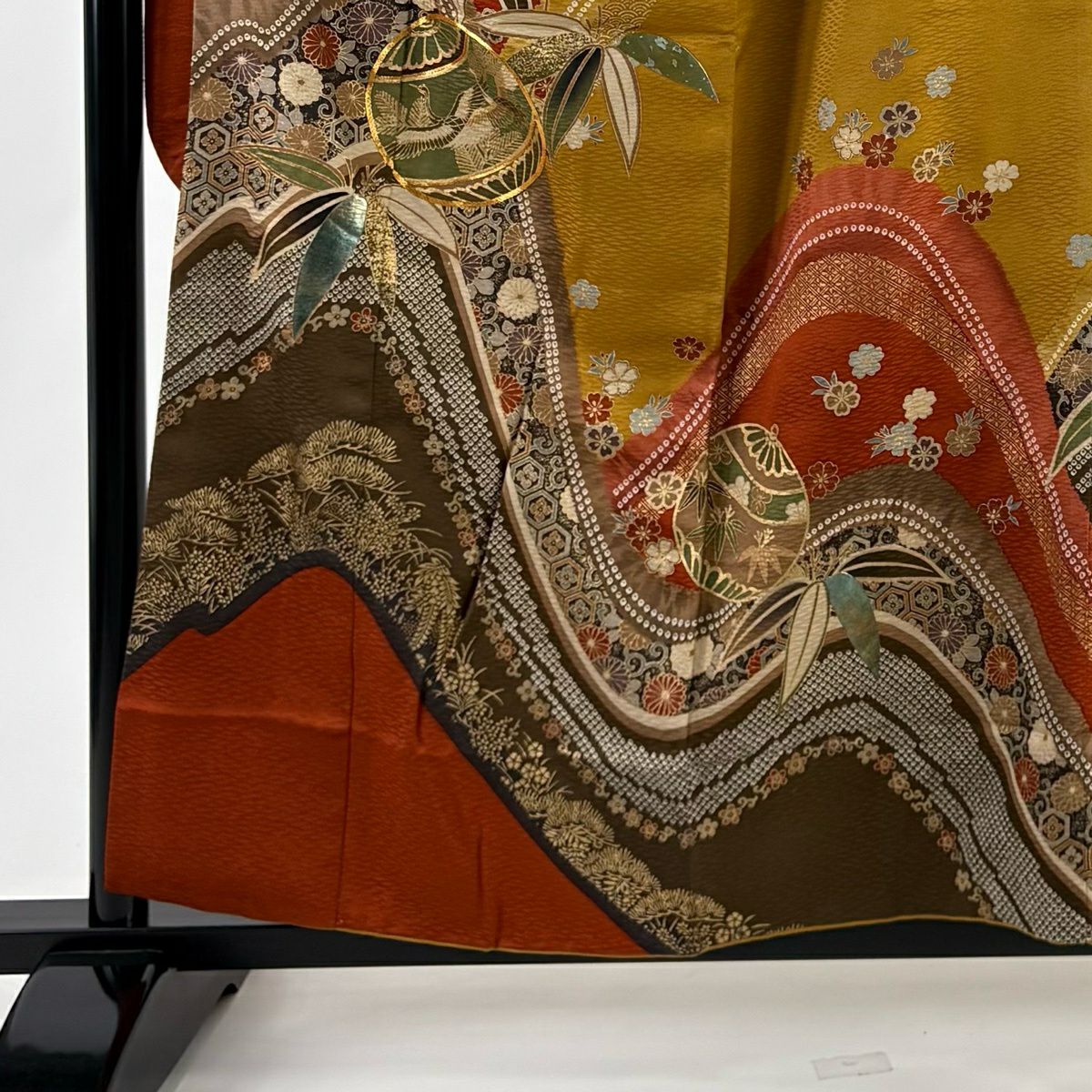 振袖禮服 身長157cm 袖長64.5cm M 雙層 松樹竹子梅花 鈴 金絲 金銀彩 紅茶 純蠶絲 秀品級