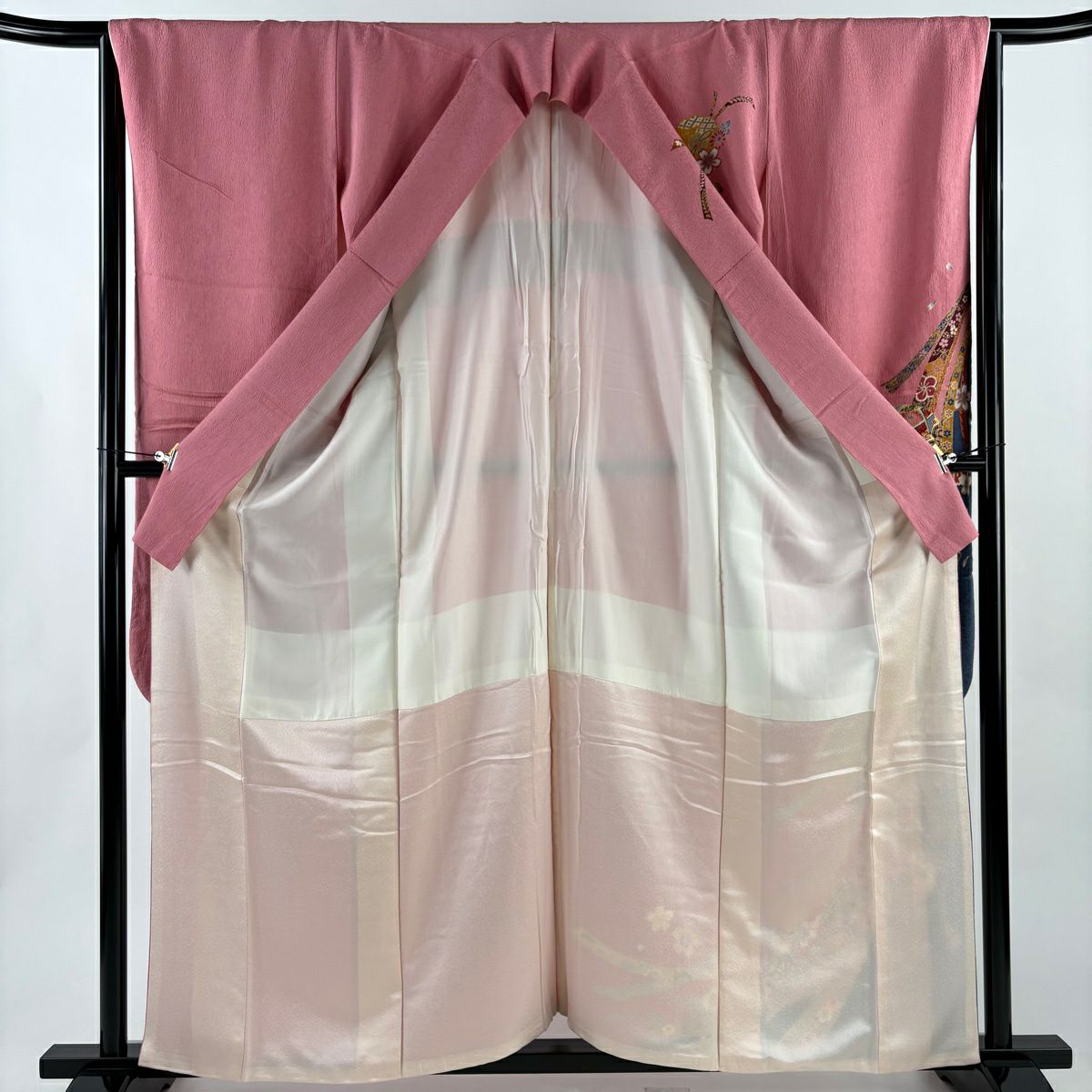 【美品】振袖禮服 身長160cm 袖長66cm M 雙層 手鞠 鈴 金銀彩 染分 粉紅 純蠶絲 秀品級