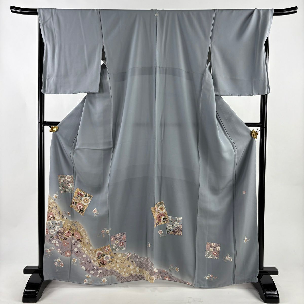 色留袖禮服 身長166.5cm 袖長68cm L 雙層 落款あり 色紙 草花紋紋 金銀彩 漸層 灰綠 純蠶絲 秀品級 一つ紋