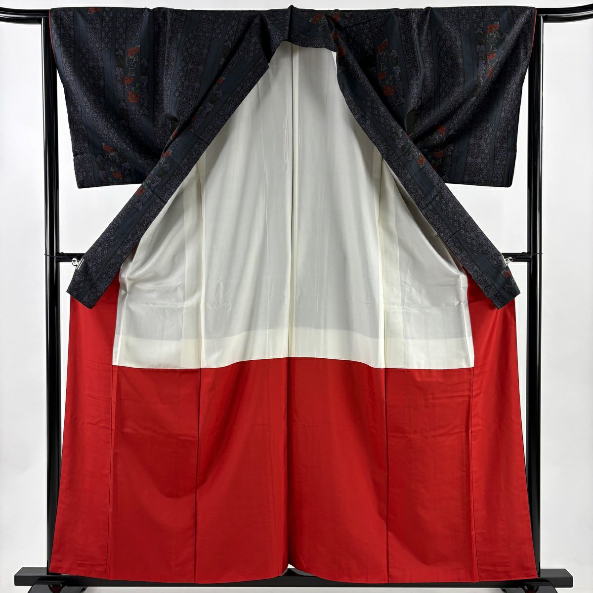 【美品】 大島紬織 身長160.5cm 袖長65cm M 雙層 純泥染 證書附帶 花唐草紋 紋 純蠶絲 優品級