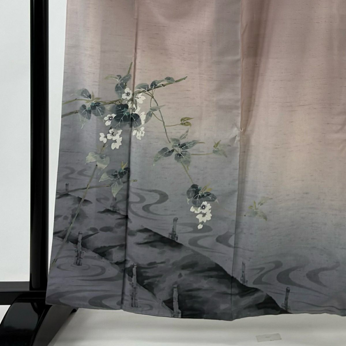 【美品】 付下 身長163.5cm 袖長63.5cm S 雙層 二代目清次郎 紬織織 地 落款あり 枝花 流水 染分 灰櫻 純蠶絲 秀品級