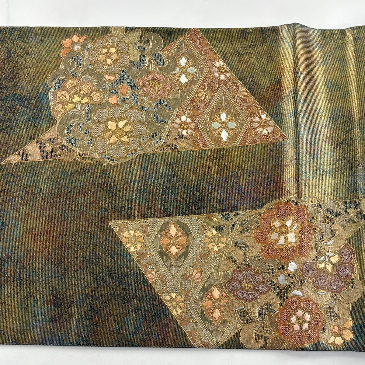 【美品】 袋帶 秀品級 雪輪 華紋 刺繡 金金箔 茶綠 純蠶絲 お太鼓柄