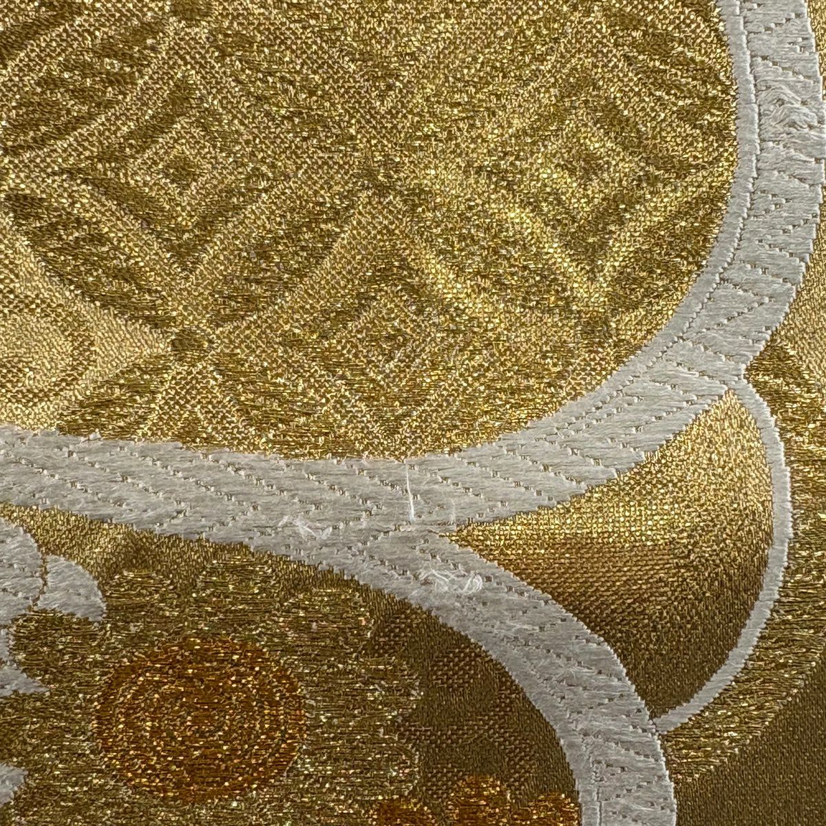 袋帶 秀品級 振袖禮服禮服用 菊花花 有職紋樣 金絲 金金箔 金色 六通 純蠶絲