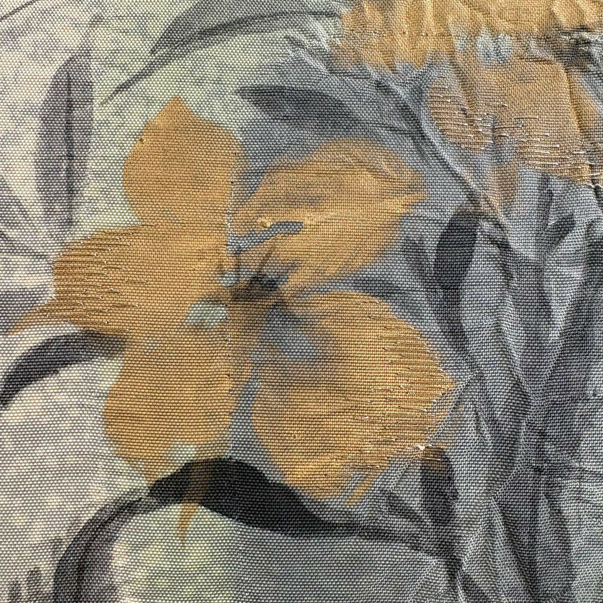 【美品】 袋帶 秀品級 草花紋 金糸 絞染 灰綠 お太鼓柄 純蠶絲