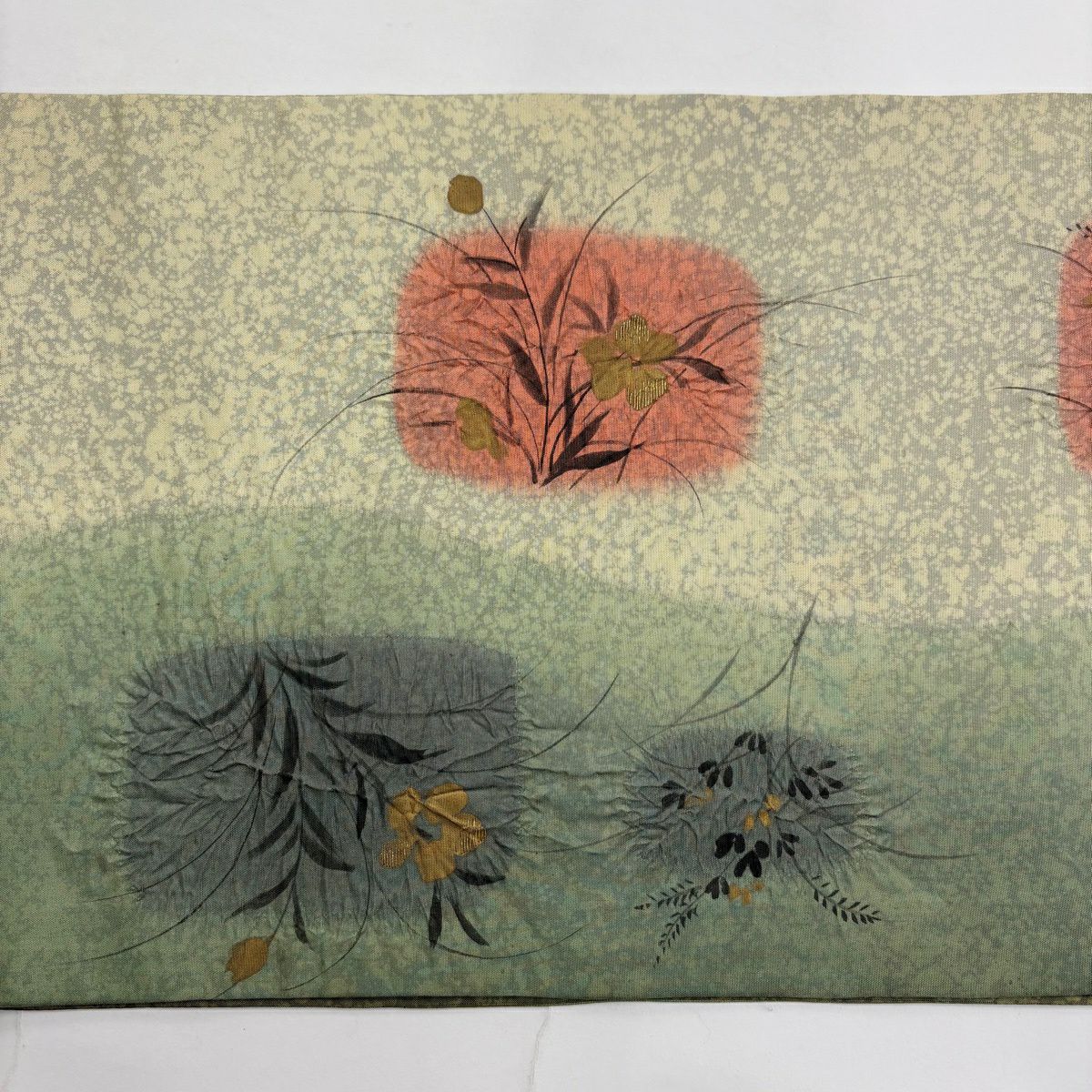 【美品】 袋帶 秀品級 草花紋 金糸 絞染 灰綠 お太鼓柄 純蠶絲