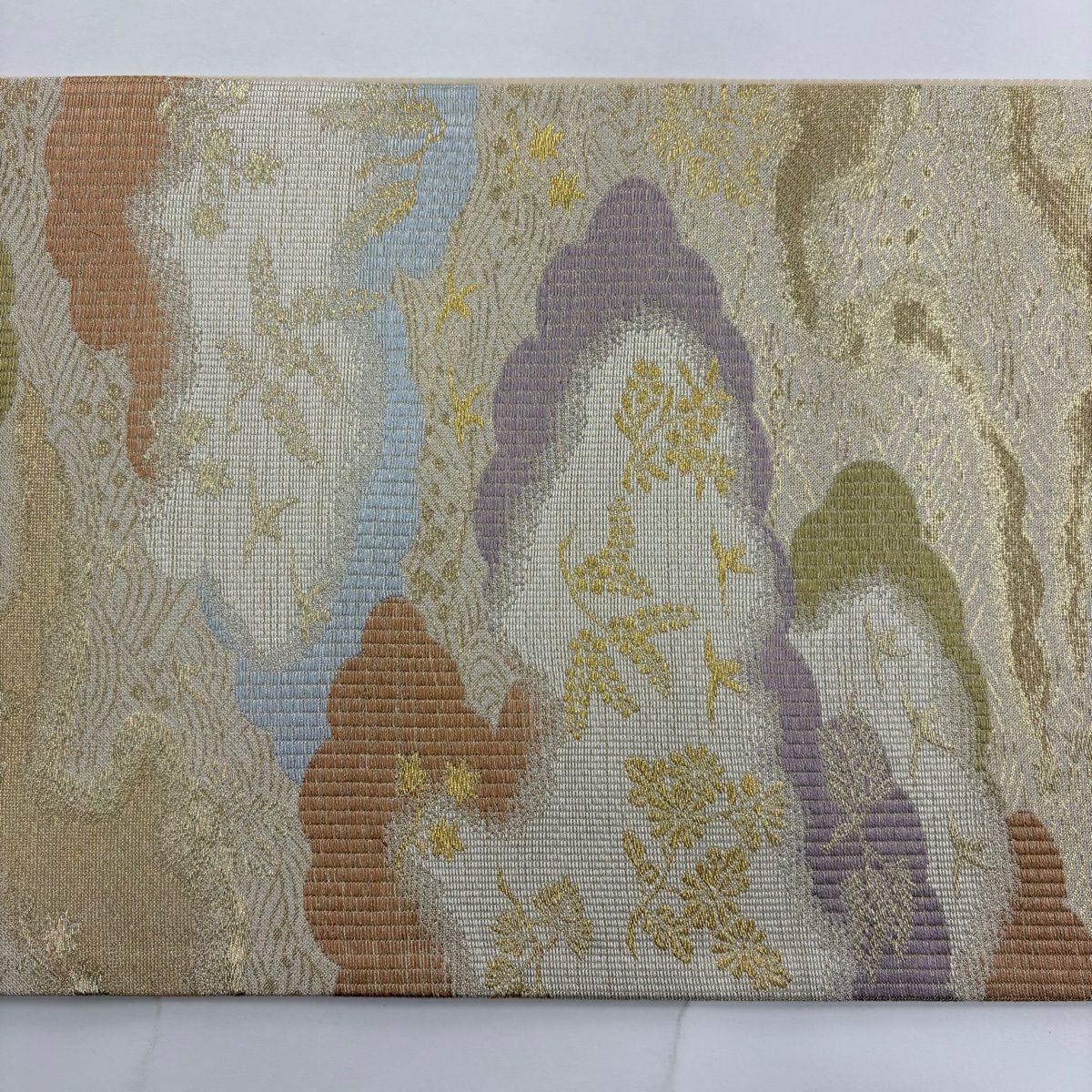 【美品】 袋帶 秀品級 雲文 花鳥 金金箔 金銀彩 米色 六通 純蠶絲