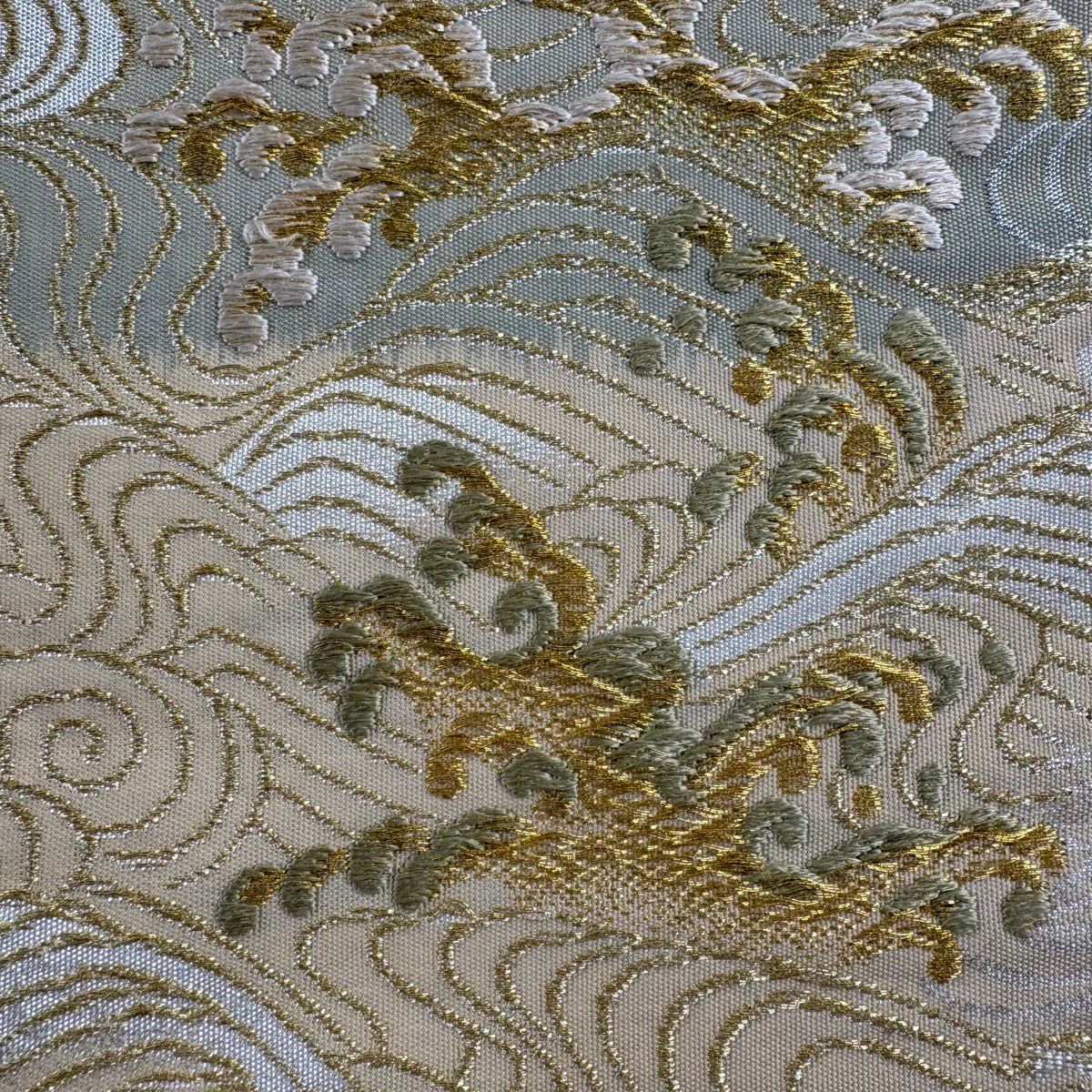 【美品】 袋帶 秀品級 波 波頭 金絲 刺繡 米色 六通 純蠶絲