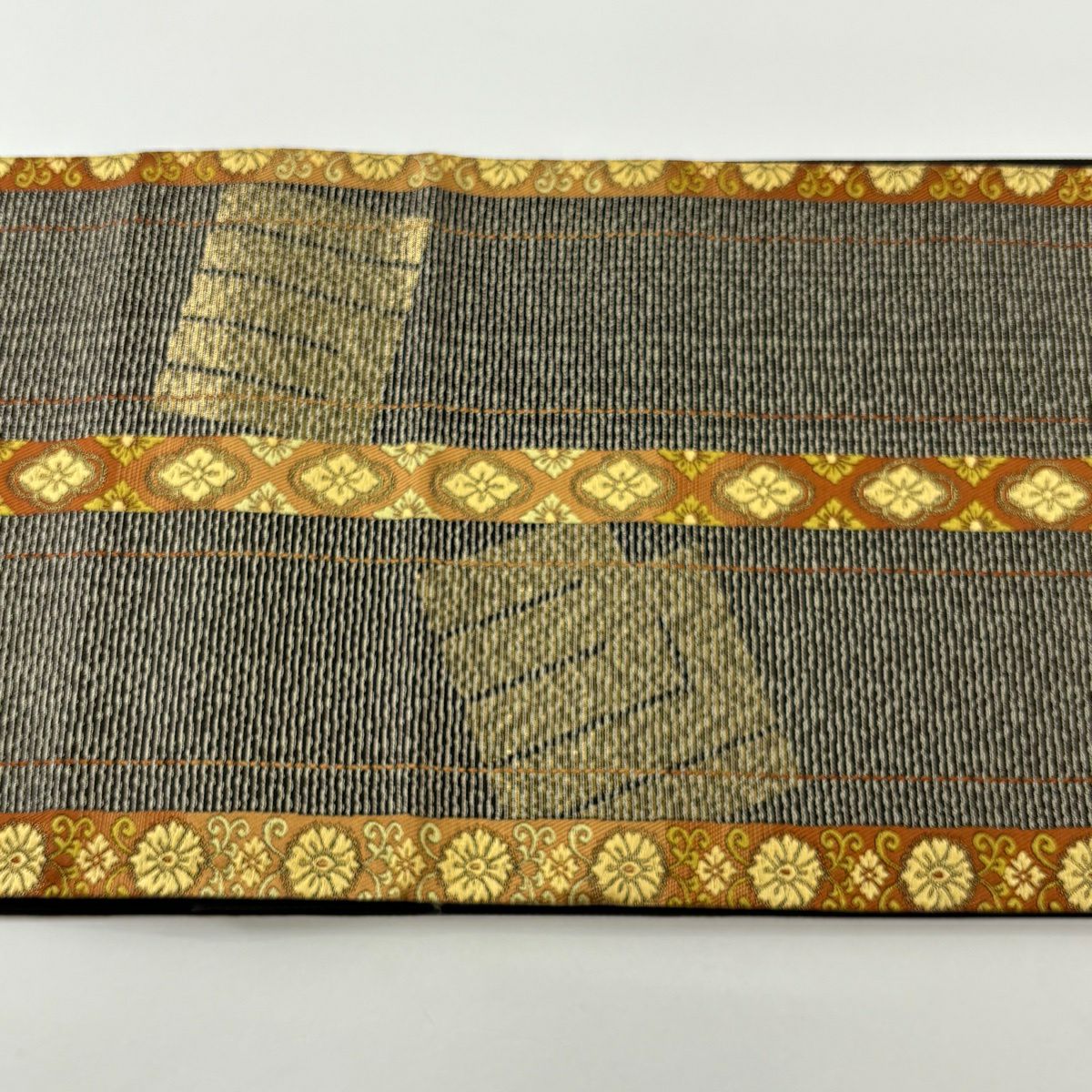 【美品】 袋帶 秀品級 源氏香 花唐草紋 金金箔 金絲 焦茶 六通 純蠶絲