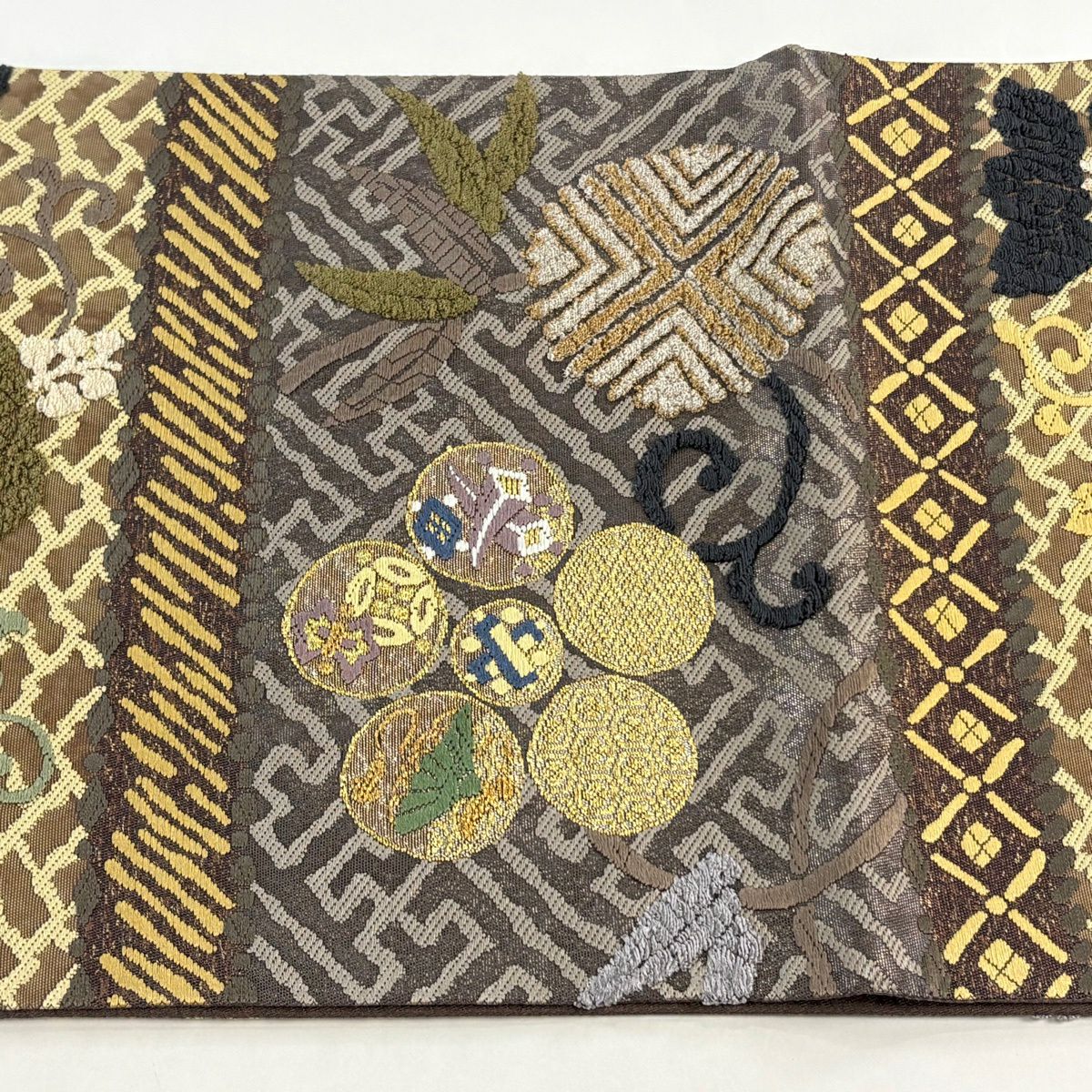 【美品】 袋帶 逸品級 笹蔓紋樣 桐 金金箔 金線 茶紫 六通 純蠶絲