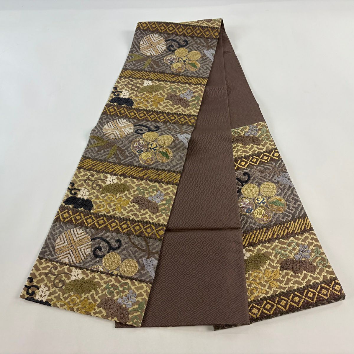 【美品】 袋帶 逸品級 笹蔓紋樣 桐 金金箔 金線 茶紫 六通 純蠶絲