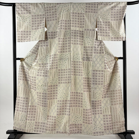 【美品】 小紋 身長161.5cm 袖長66.5cm M 雙層 牛首紬織織 地 落款あり 證書あり 草花紋紋 變化市松樹 淡奶油色 純蠶絲 逸品級