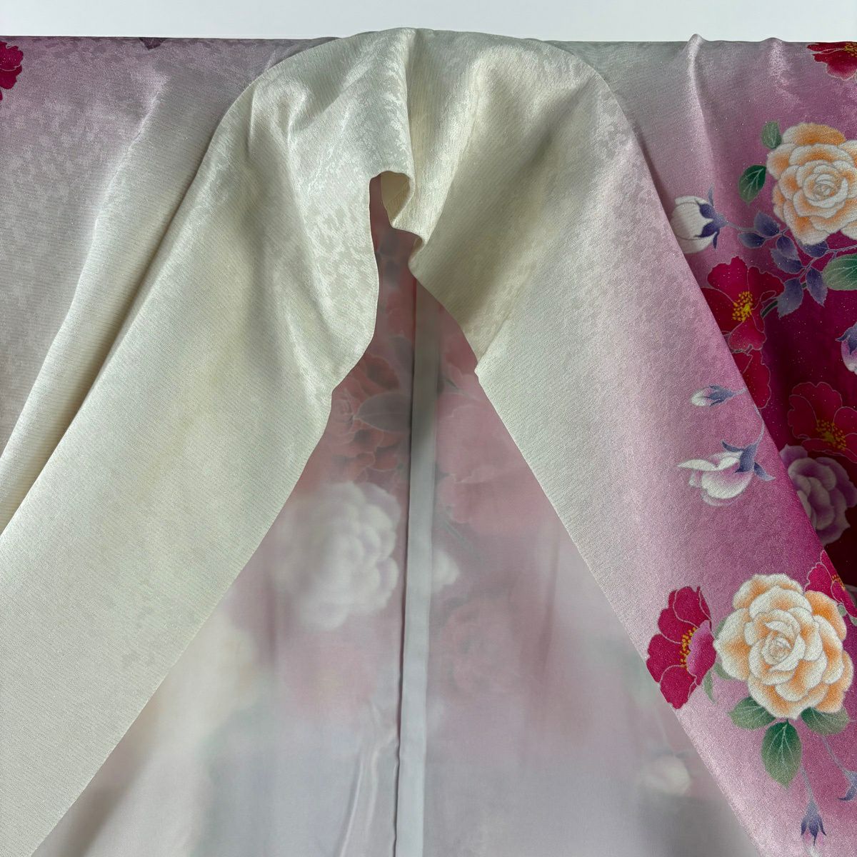 【美品】振袖禮服 身長165.5cm 袖長67.5cm L 雙層 牡丹 薔薇 金銀彩 拉麵 濃粉紅 純蠶絲 逸品級