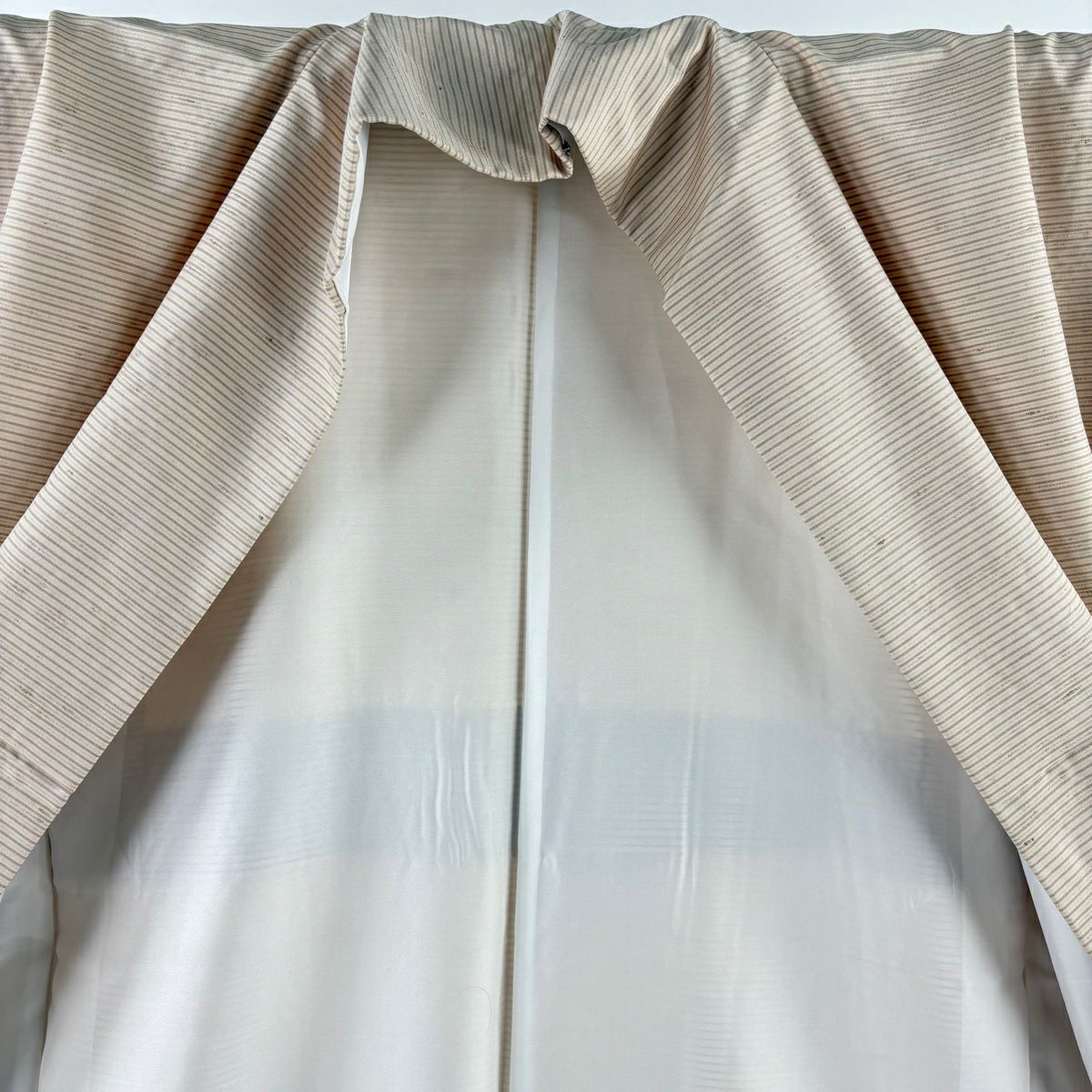 【美品】 紬織 身長160.5cm 袖長65cm M 雙層 野蠶紬織 柿渋染 橫條 薄茶 純蠶絲 逸品級