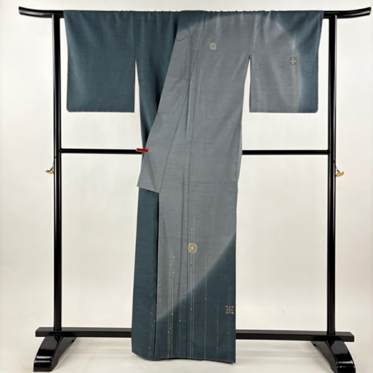 訪問服 身長165cm 袖長64.5cm M 雙層 牛首紬織織 市川純一郎 落款あり 證書あり 花 幾何學圖案 刺繡 金銀彩 灰色 純蠶絲 逸品級
