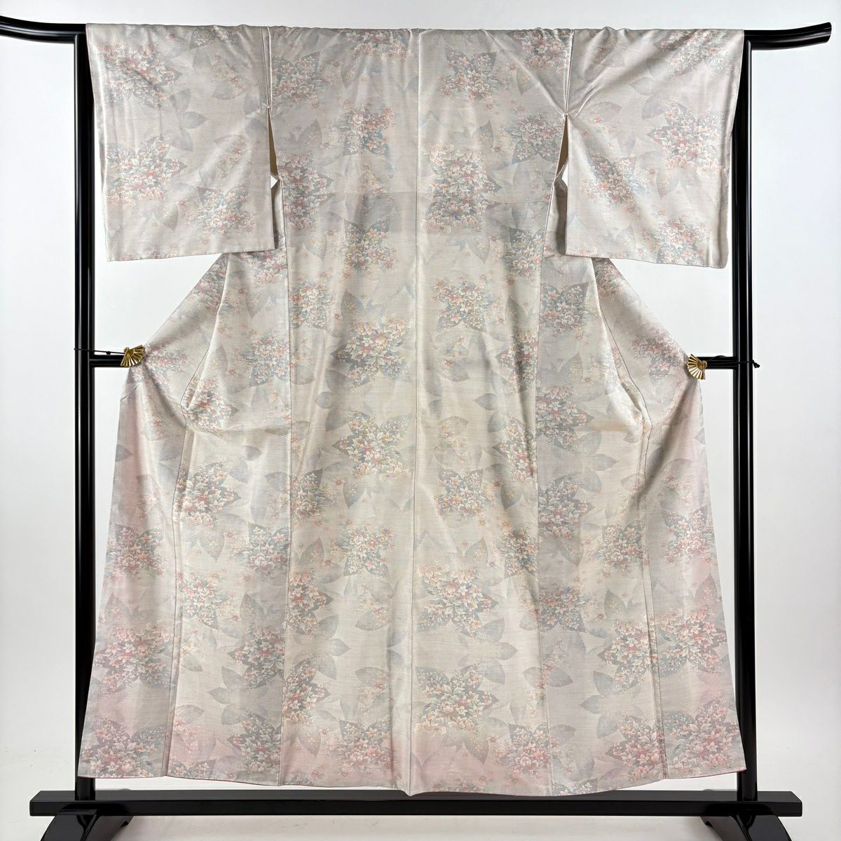 【美品】 大島紬織 身長156cm 袖長65.5cm M 雙層 名匠たかし 證書附帶 草花紋紋 灰白 純蠶絲 逸品級