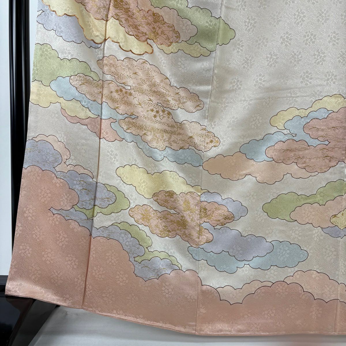 訪問服 身長164.5cm 袖長68cm L 雙層 藤井寛 落款あり 雲文 地紋 金絲 金銀彩 淺橙色 純蠶絲 逸品級