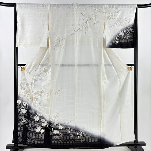 【美品】訪問服 身長160.5cm 袖長66cm M 薄物 枝花刺繡 染分 乳白色 純蠶絲 逸品級