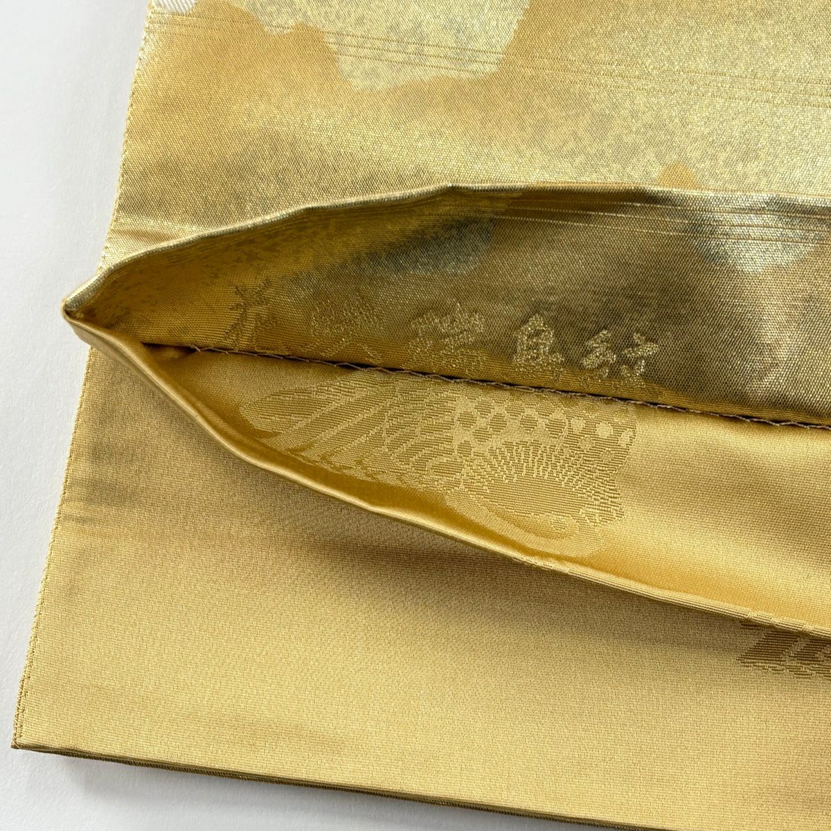 【美品】 袋帶 逸品級 羽田登喜男監修 落款あり 鴛鴦 花咲瑞鳥紋 金銀彩 金金箔 金色 お太鼓柄 純蠶絲