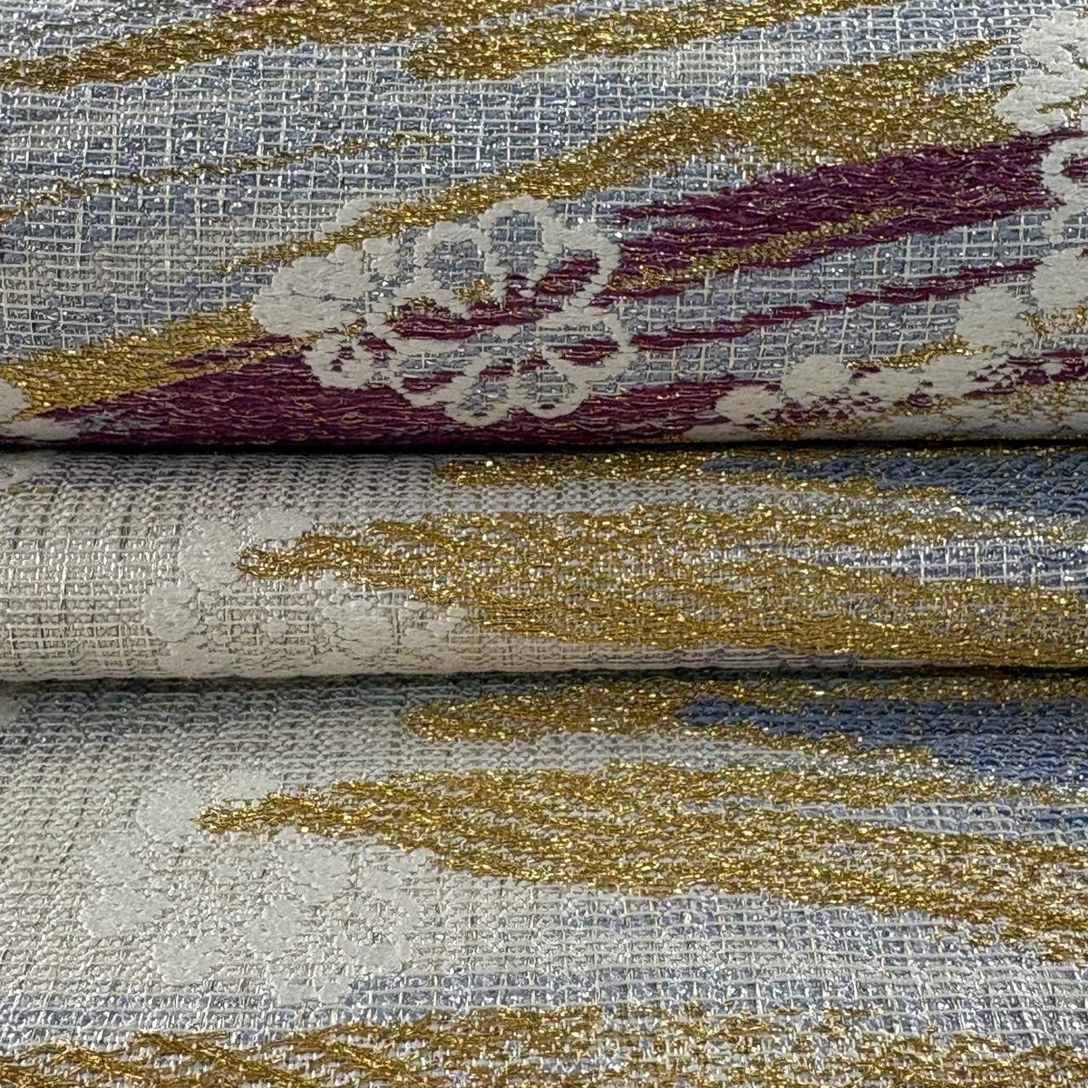 【美品】 袋帶 逸品級 じゅらく 落款あり じゅらく帝王紫 菊花 楓 金銀彩 金金箔 薄紫 お太鼓柄 純蠶絲