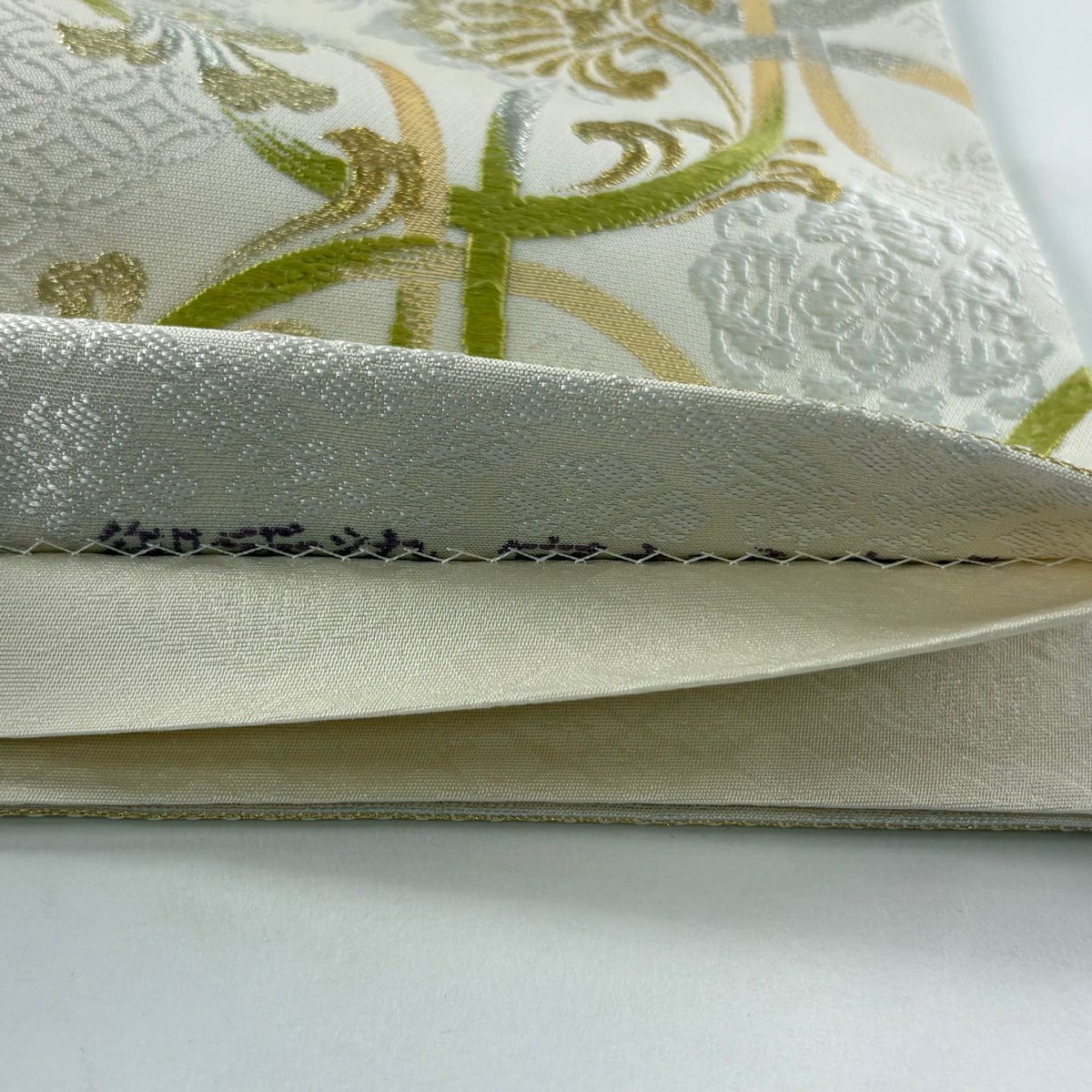 【美品】 袋帶 逸品級 花唐草紋 七寶繫 金銀線 奶油色 六通 純蠶絲