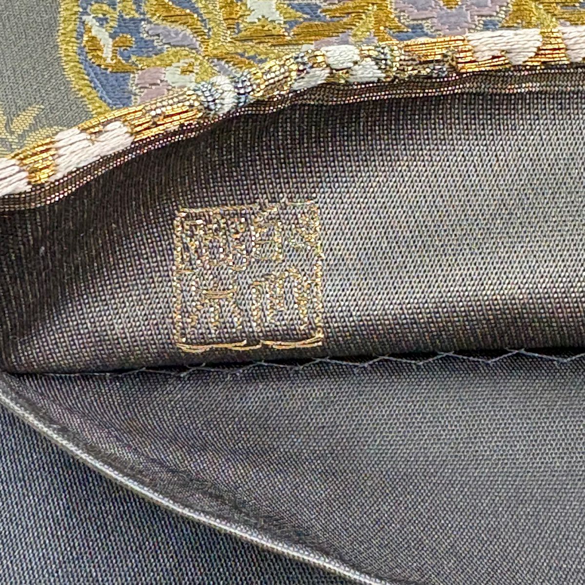 【美品】 袋帶 逸品級 じゅらく 落款あり じゅらく帝王紫 向鳥 華紋 金絲 金金箔 金色 大鼓圖案 純蠶絲