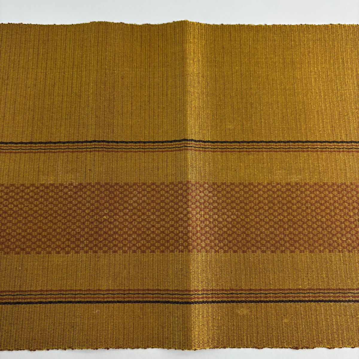 【美品】 名古屋帶 逸品級 證書齊全 八寸名古屋帶 松樹葉仕立 縞 幾何學圖案 山吹茶 純蠶絲