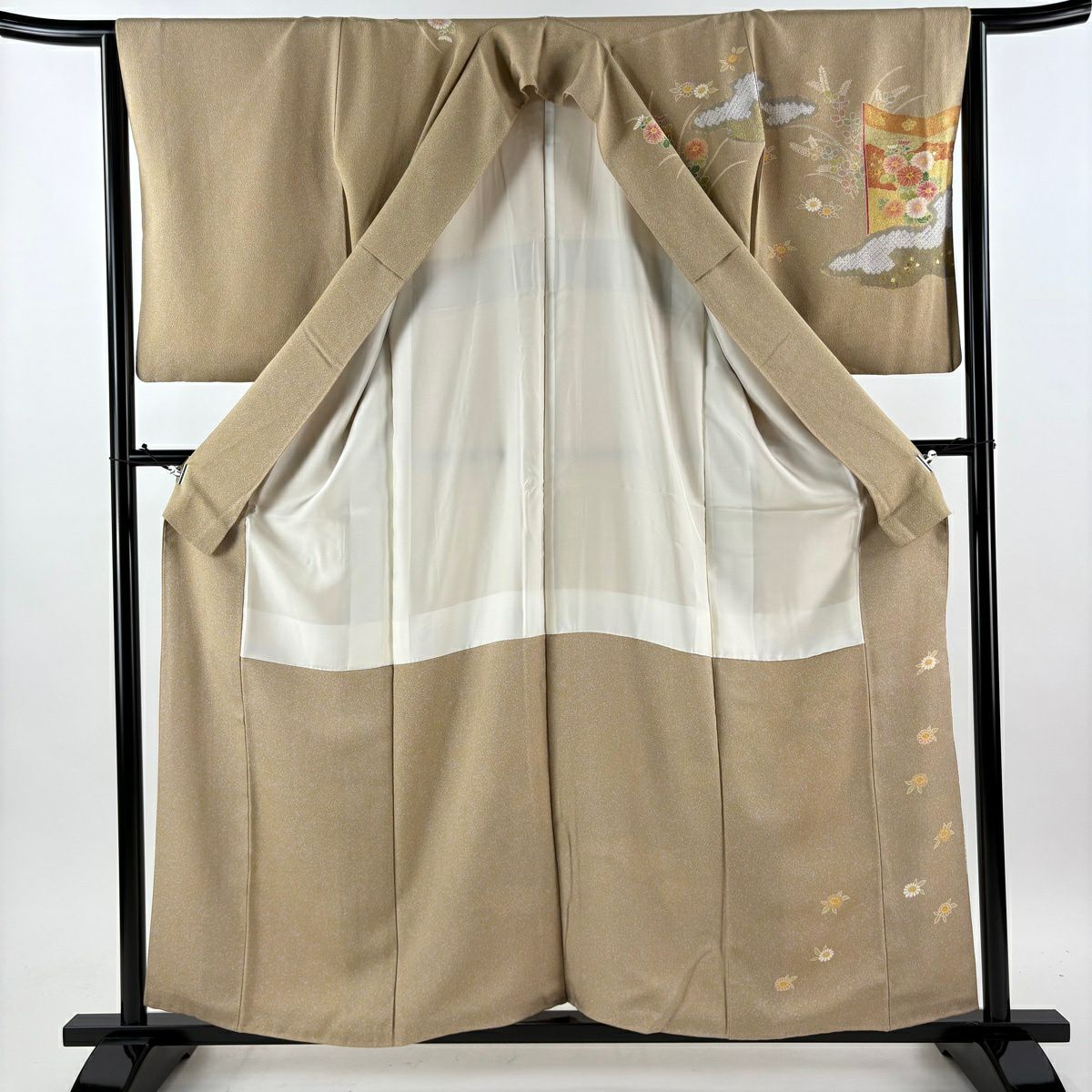 訪問服 身長158.5cm 袖長64.5cm M 雙層 松樹井青青 落款有 菊花 梅花 金銀彩 金絲 米色 純蠶絲 逸品級