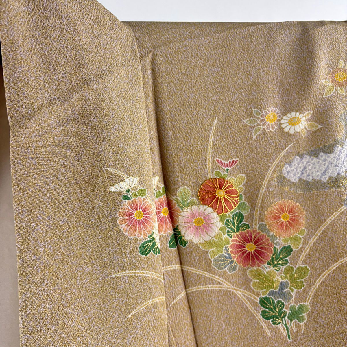 訪問服 身長158.5cm 袖長64.5cm M 雙層 松樹井青青 落款有 菊花 梅花 金銀彩 金絲 米色 純蠶絲 逸品級